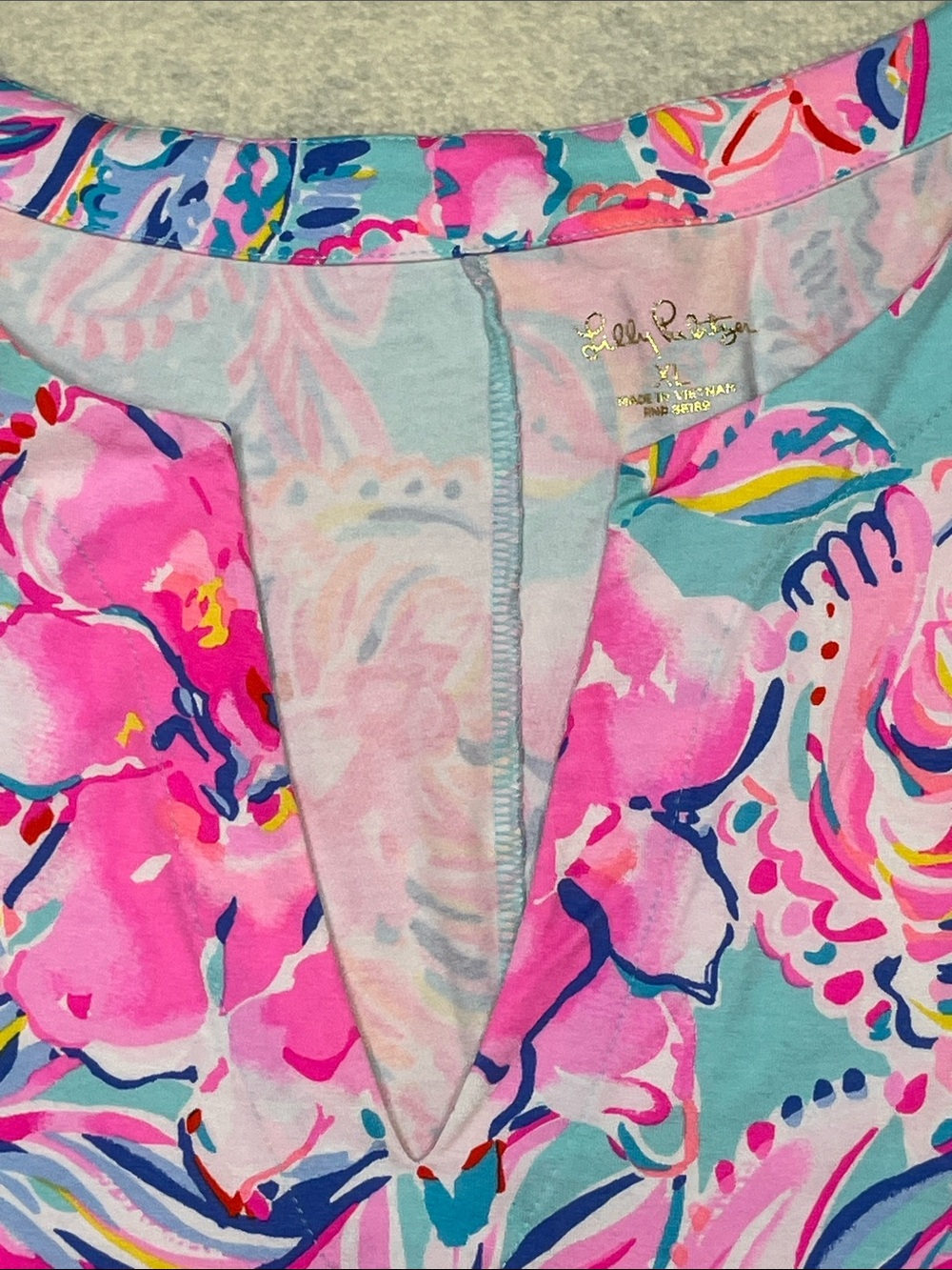 Lilly Pulitzer-“Sophiletta” UPF 50+ Dress in vibrant pink & blue print-XL - Picture 6 of 8